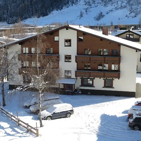 Wolke7 Family First Lägenhet Sankt Anton am Arlberg